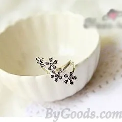 Four Flowers Wrap Ring