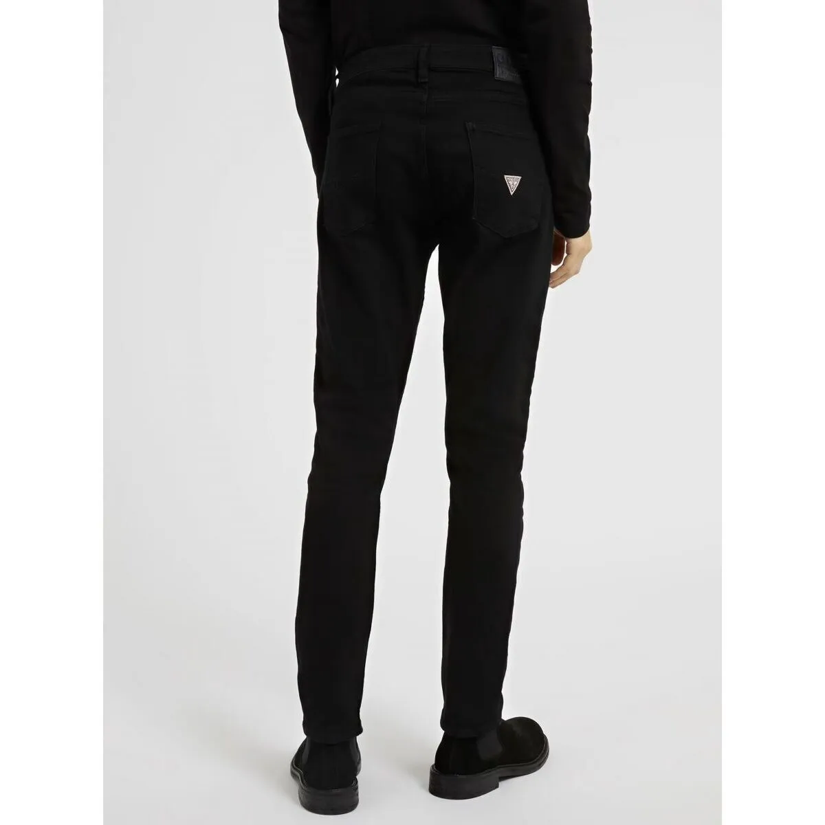 M2YA27 D4Q51 CHRIS2CRB  BLACK