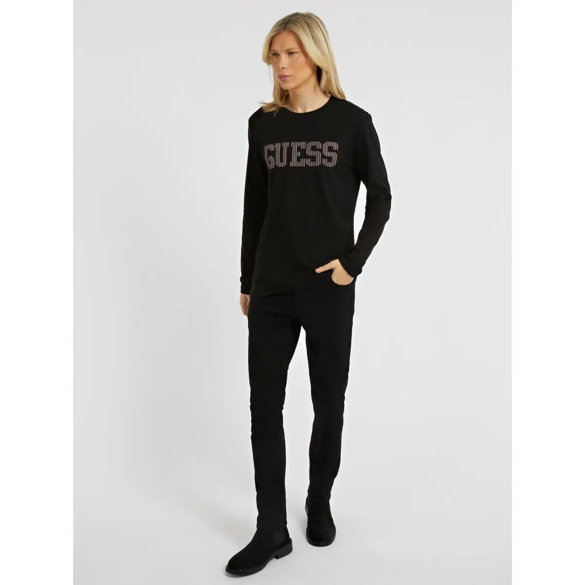 M2YA27 D4Q51 CHRIS2CRB  BLACK