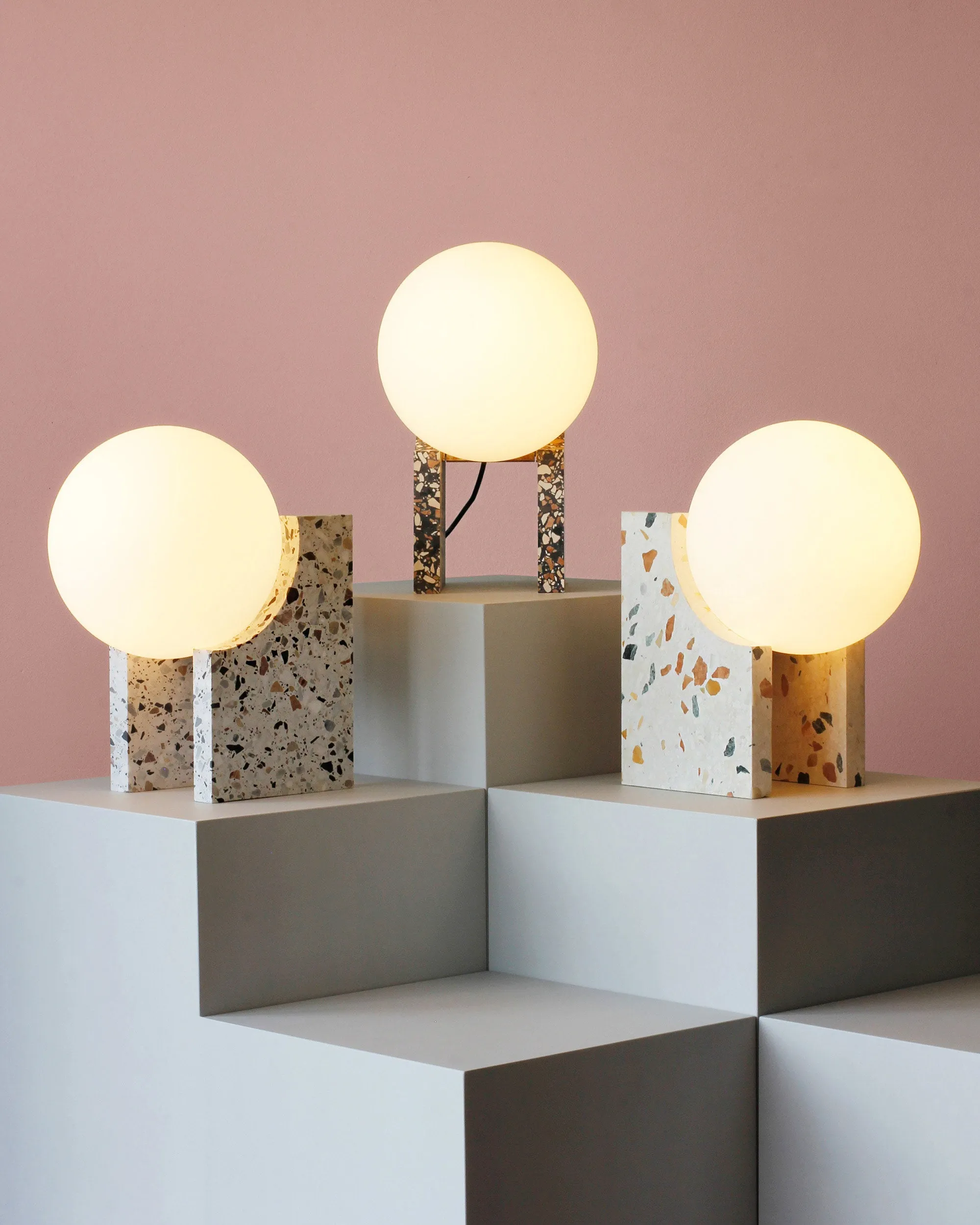MET Stand Alone & Wall Lamp | Black