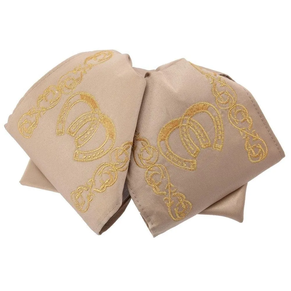 MOO CHARRO BORDADO COLOR BEIGE CON HILO DORADO IMP72517