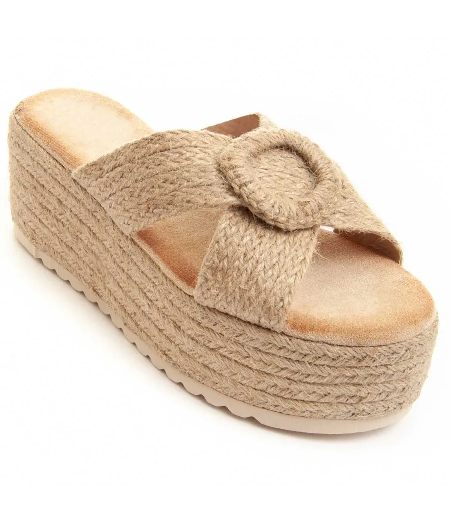 Sandalia Cómoda De Cuña Para Mujer.  Montevita  Cusand  83408 Beige
