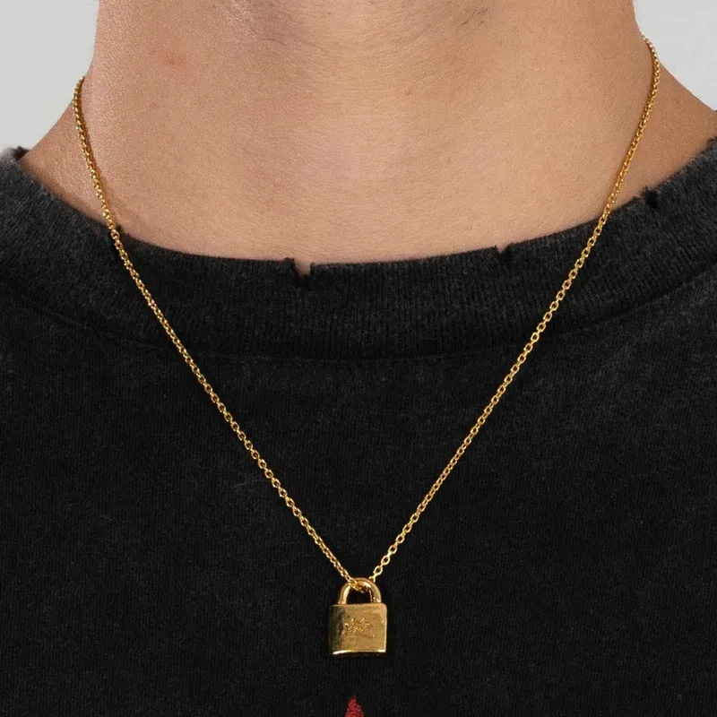 Twojeys Closed Necklace LOCK004